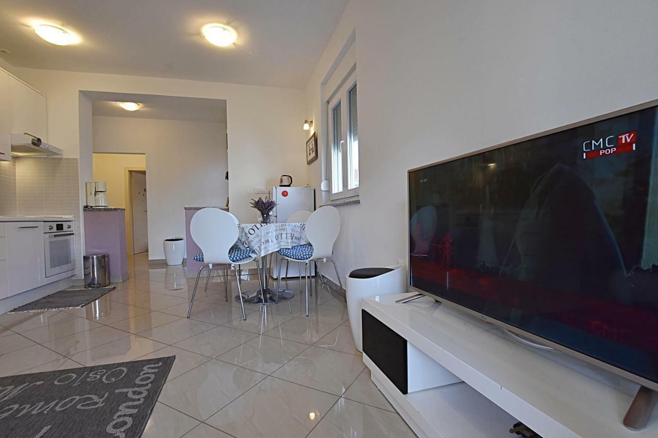 Marine Apartment ซูโกชัน ภายนอก รูปภาพ