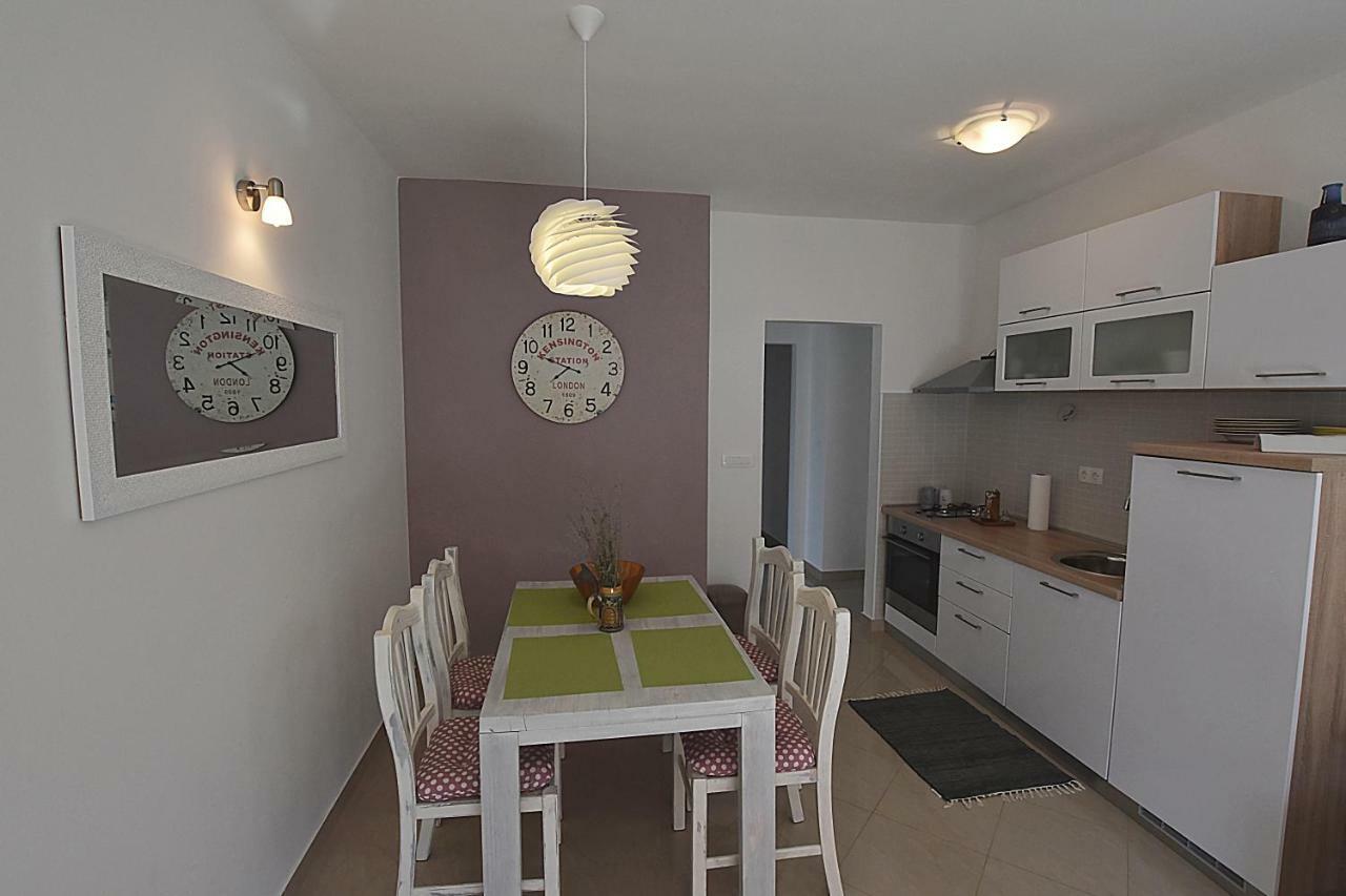 Marine Apartment ซูโกชัน ภายนอก รูปภาพ