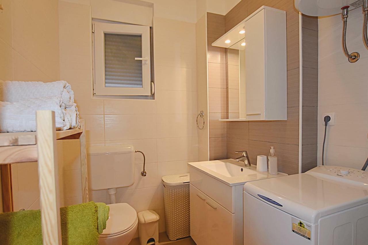 Marine Apartment ซูโกชัน ภายนอก รูปภาพ